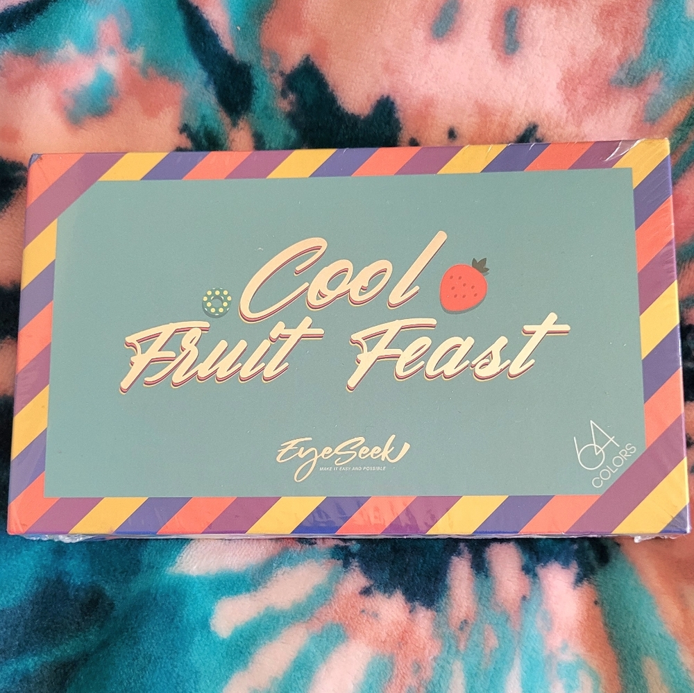 Eye Seek Eyeshadow Palette